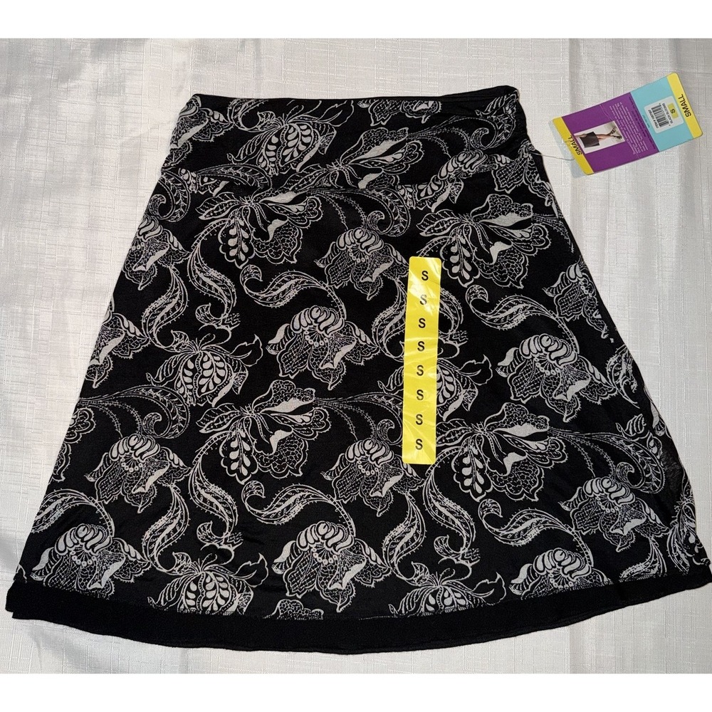 NWT Reversible Short Mini Skirt‎ Golf Tennis Stretch Small Black White Blossoms
